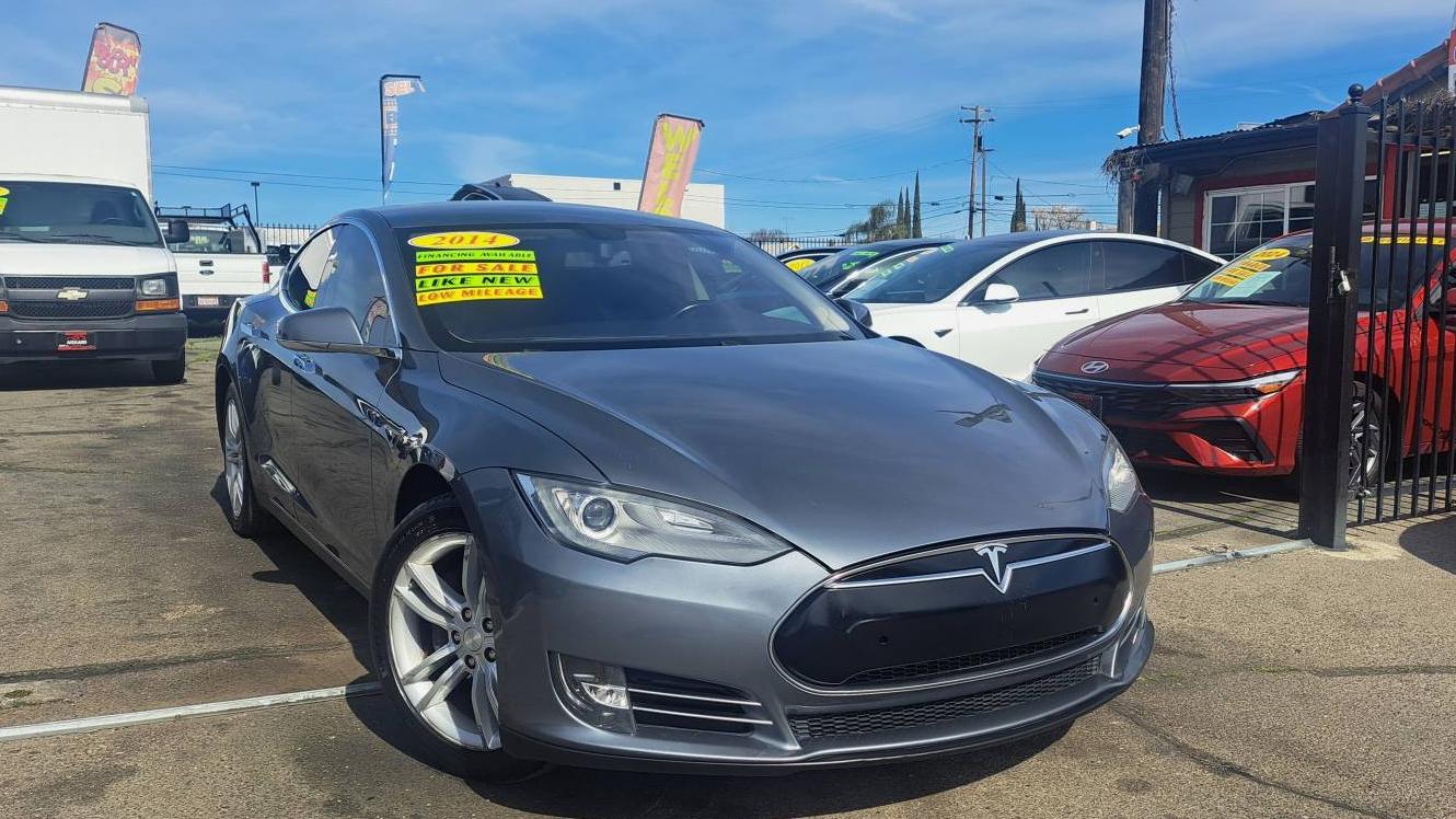 TESLA MODEL S 2014 5YJSA1H16EFP33364 image